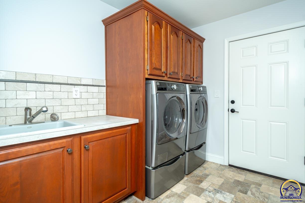 721 East 1650th Road Baldwin City, KS 66006 - Photo 24 of 83 MAin Floor Laundry
