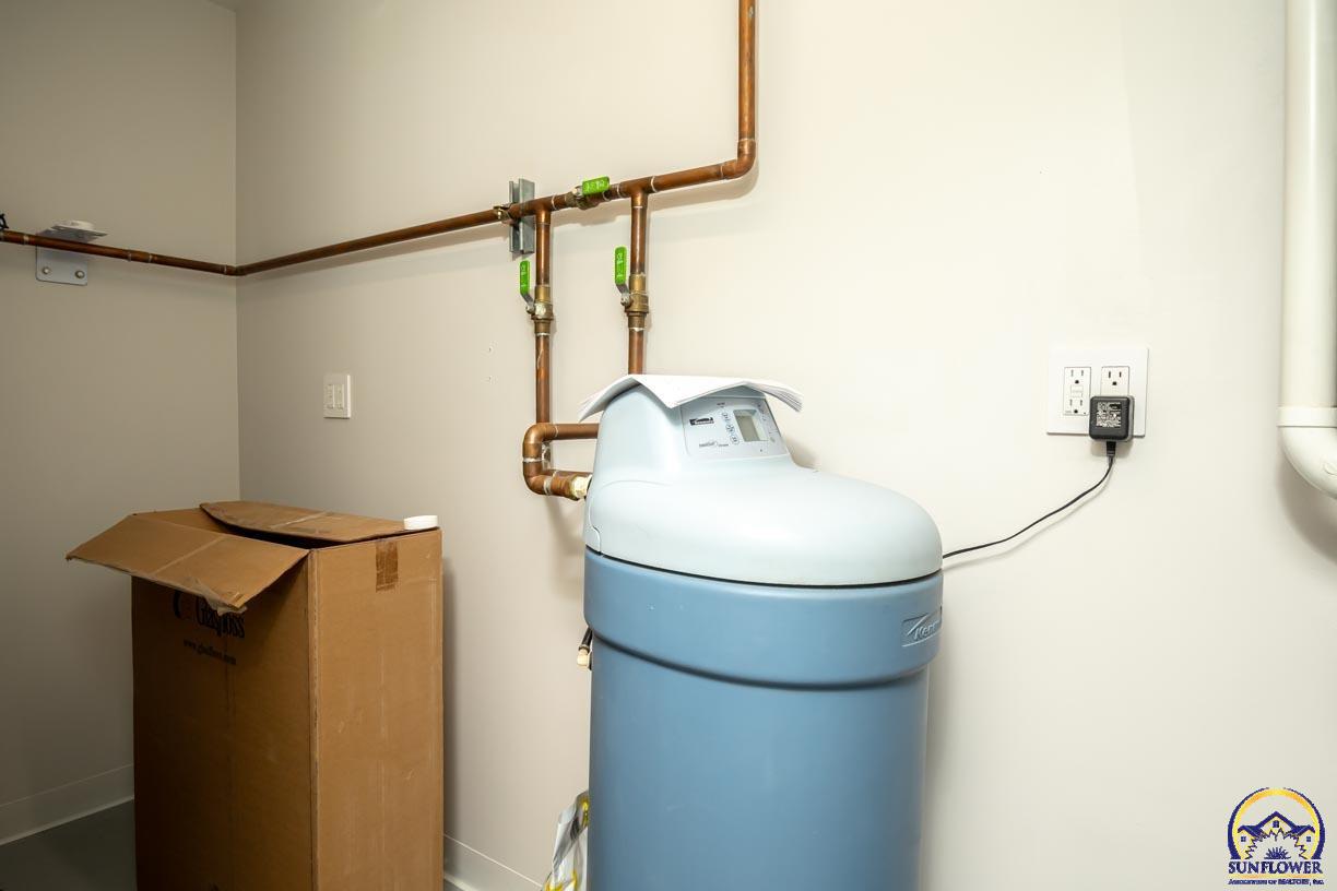 721 East 1650th Road Baldwin City, KS 66006 - Photo 37 of 83