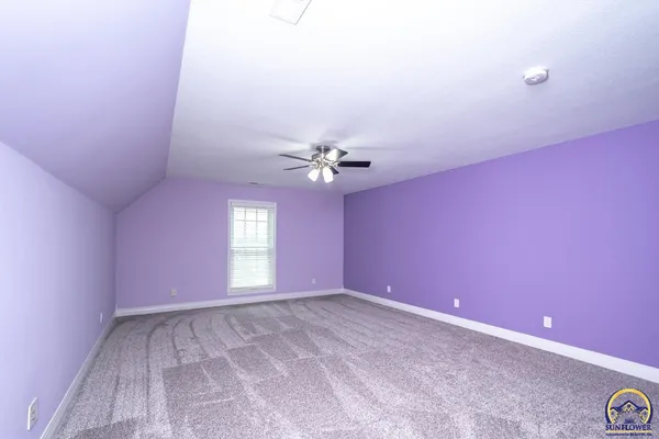 $888,000 | 721 East 1650th Road, Baldwin City, KS 66006