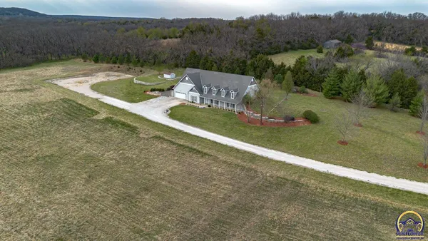 $888,000 | 721 East 1650th Road, Baldwin City, KS 66006