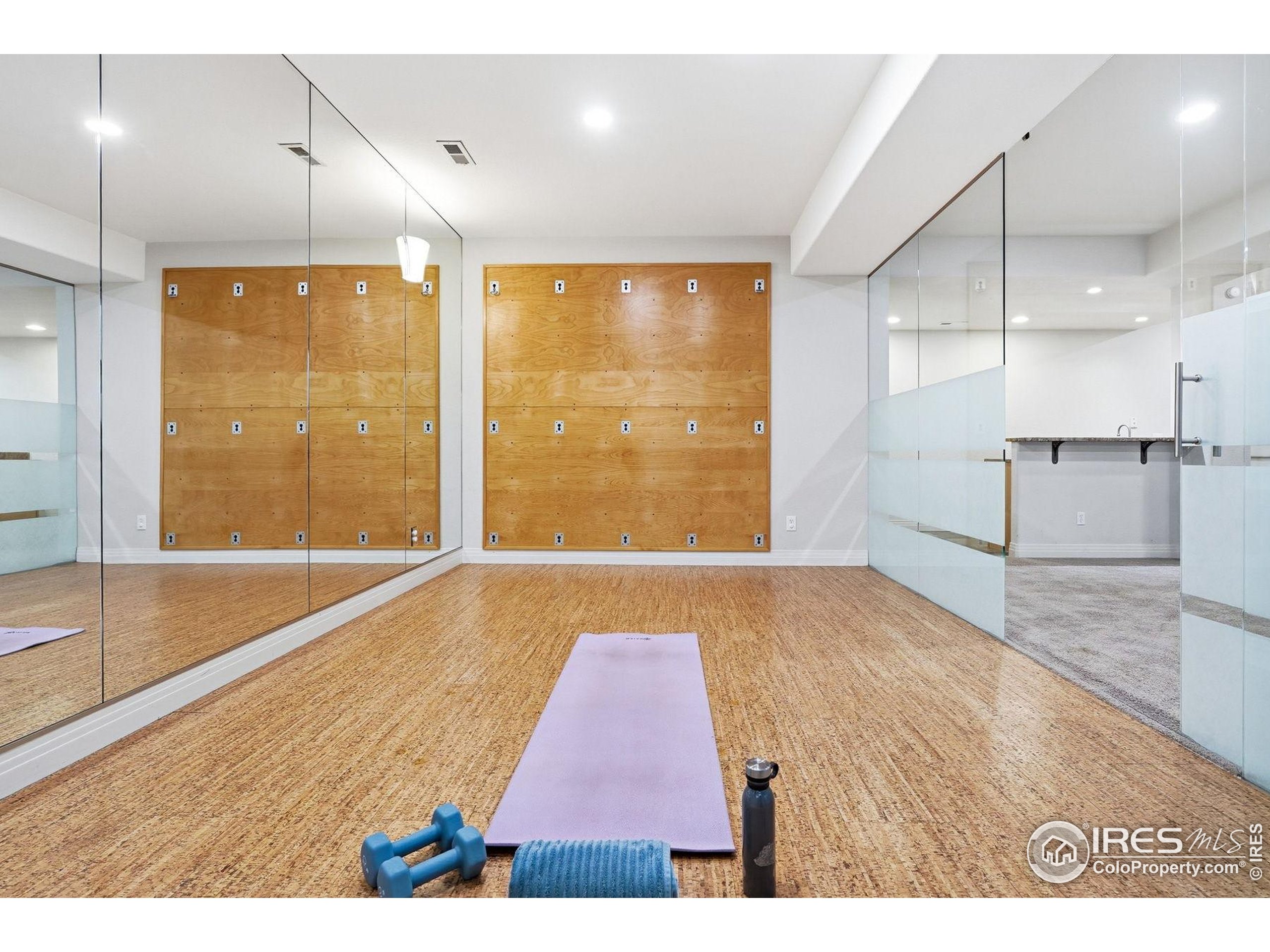 4840 6th Street Boulder, CO 80304 - Photo 35 of 48 a view of an empty room and window