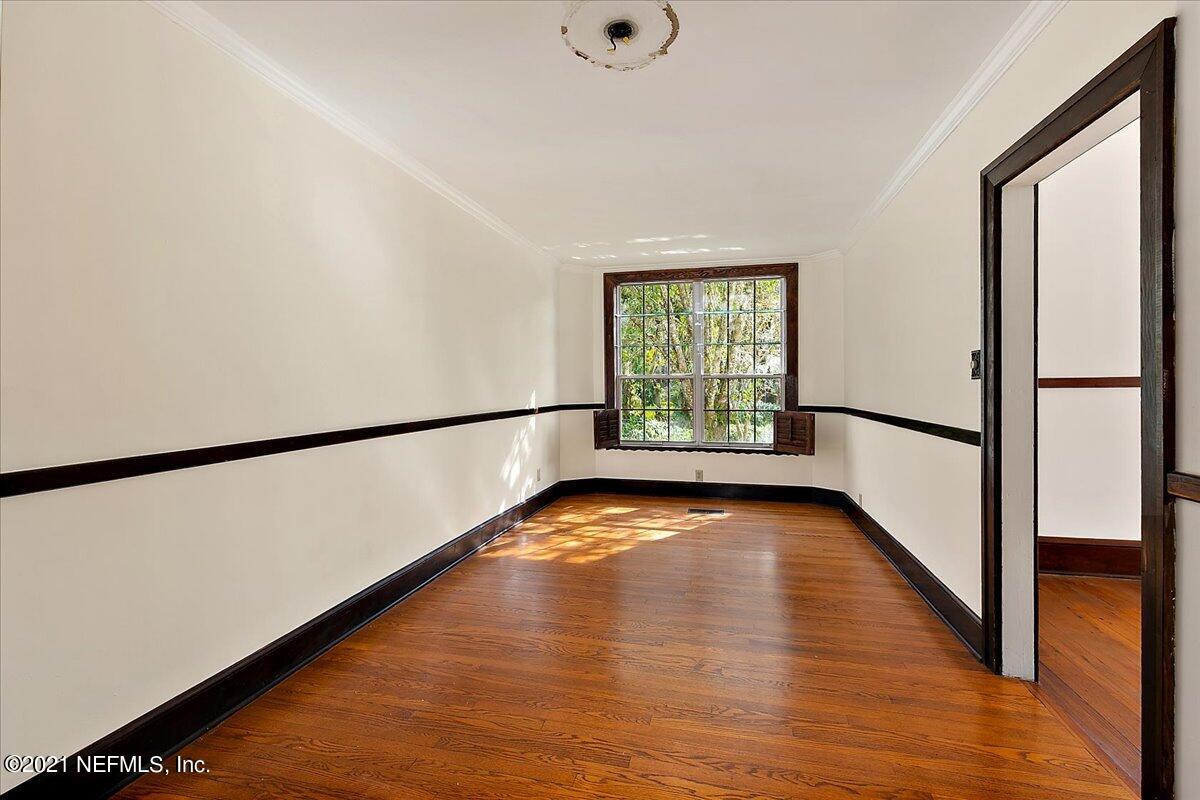 8607 Sanchez Road Jacksonville, FL 32217 - Photo 8 of 36 08-Dining Room