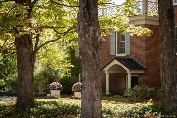 $2,100,000 | 1281 Woods Road, Germantown, NY 12526