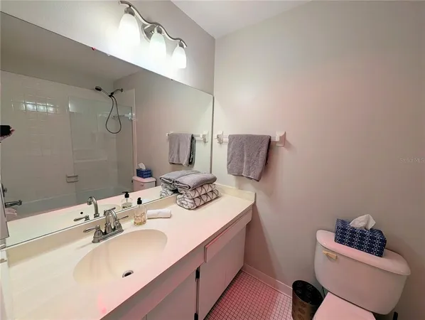 $2,100 | 6896 West Country Club Lane, Unit 148, Sarasota, FL 34243