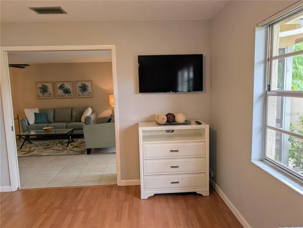 $2,100 | 6896 West Country Club Lane, Unit 148, Sarasota, FL 34243