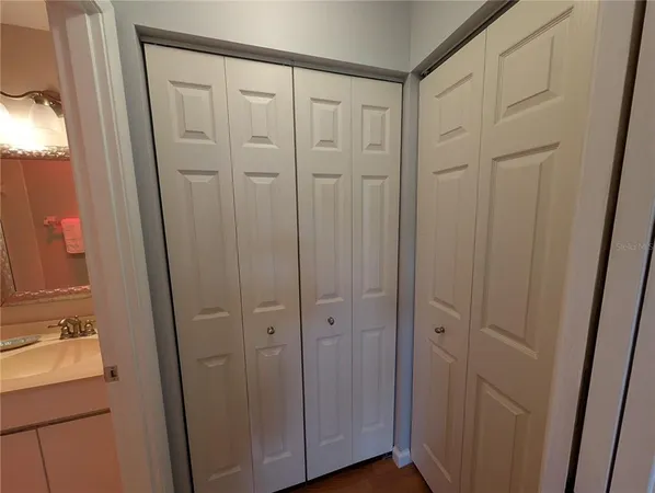 $2,100 | 6896 West Country Club Lane, Unit 148, Sarasota, FL 34243