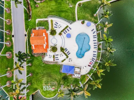 a sign that is on the side of the road