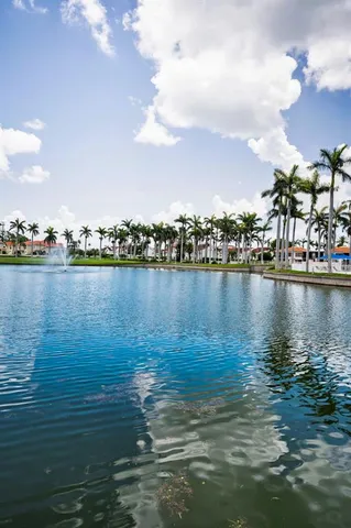 a view of a lake with houses