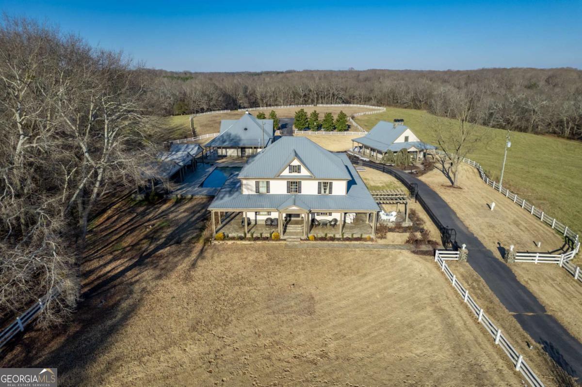 7527 Highway 326 Commerce, GA 30530 - Photo 6 of 100