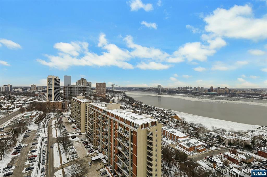 6 Horizon Road, Unit 2209 Fort Lee, NJ 07024 - Photo 15 of 50