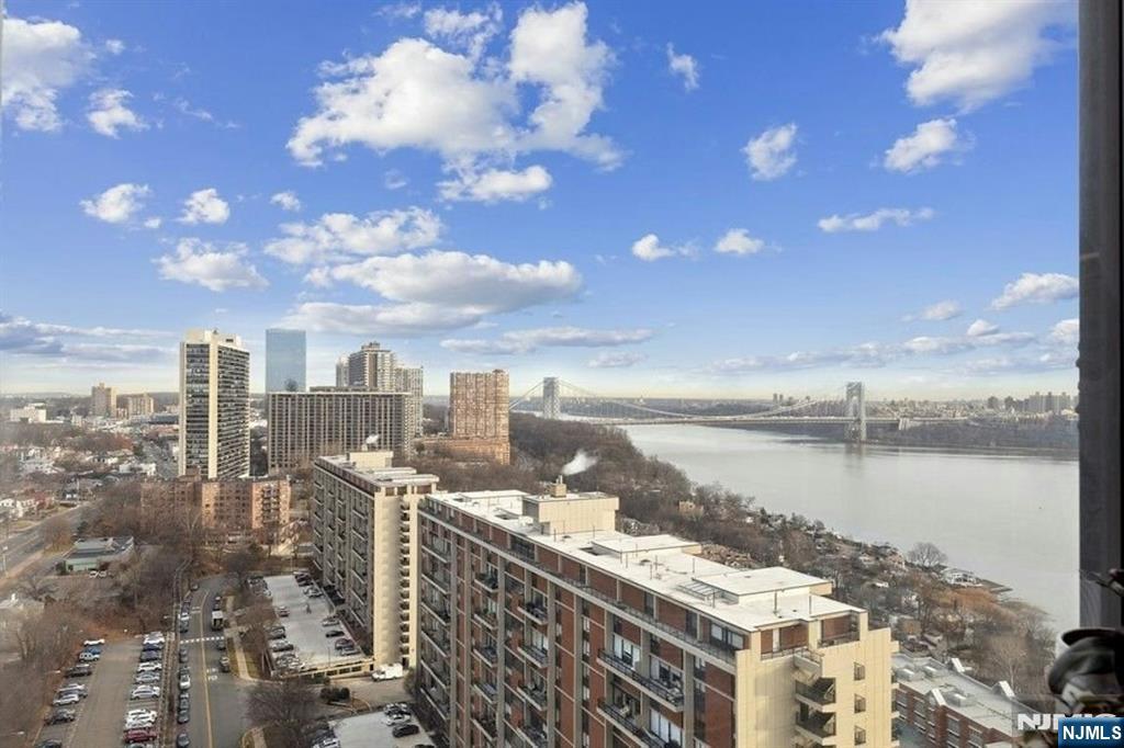 6 Horizon Road, Unit 2209 Fort Lee, NJ 07024 - Photo 16 of 50