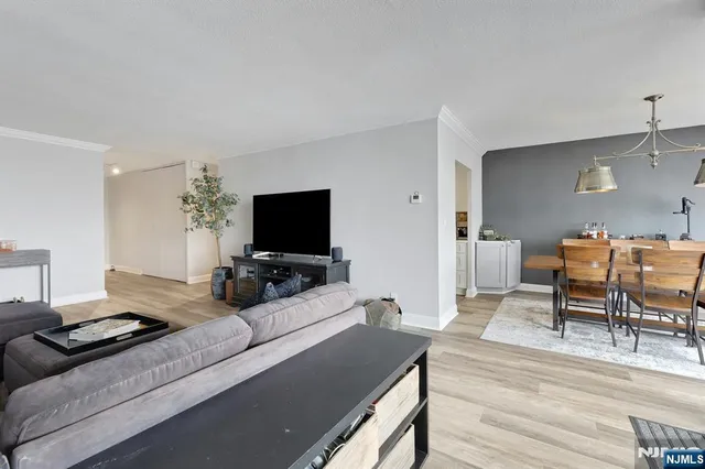 $415,000 | 6 Horizon Road, Unit 2209, Fort Lee, NJ 07024