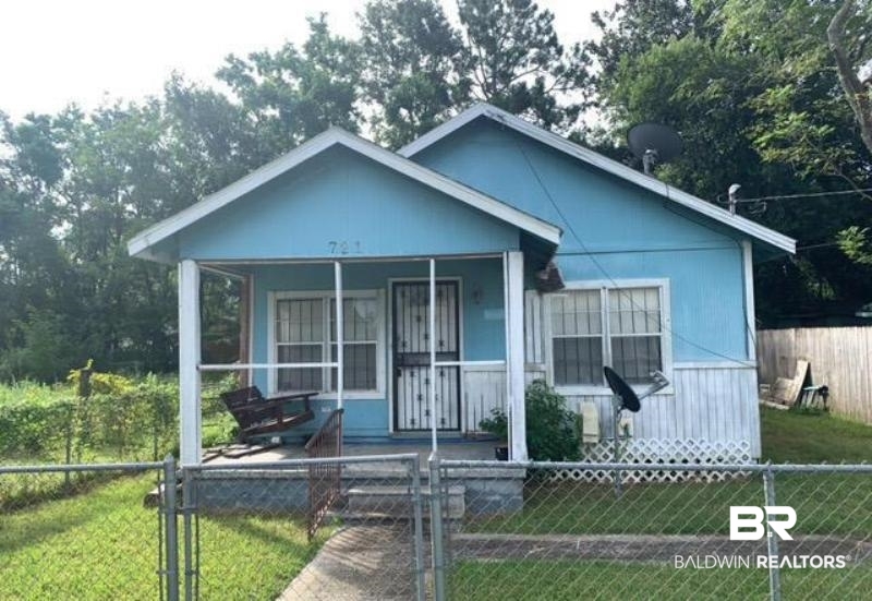 721 South Joseph Avenue Mobile, AL 36610 - Photo 1 of 16 Front