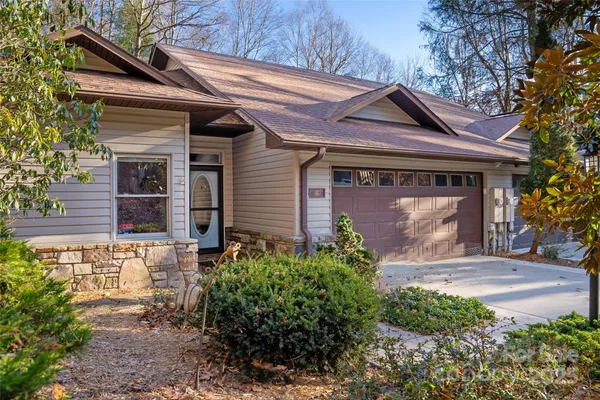 $599,000 | 4 Unoga Court, Brevard, NC 28712