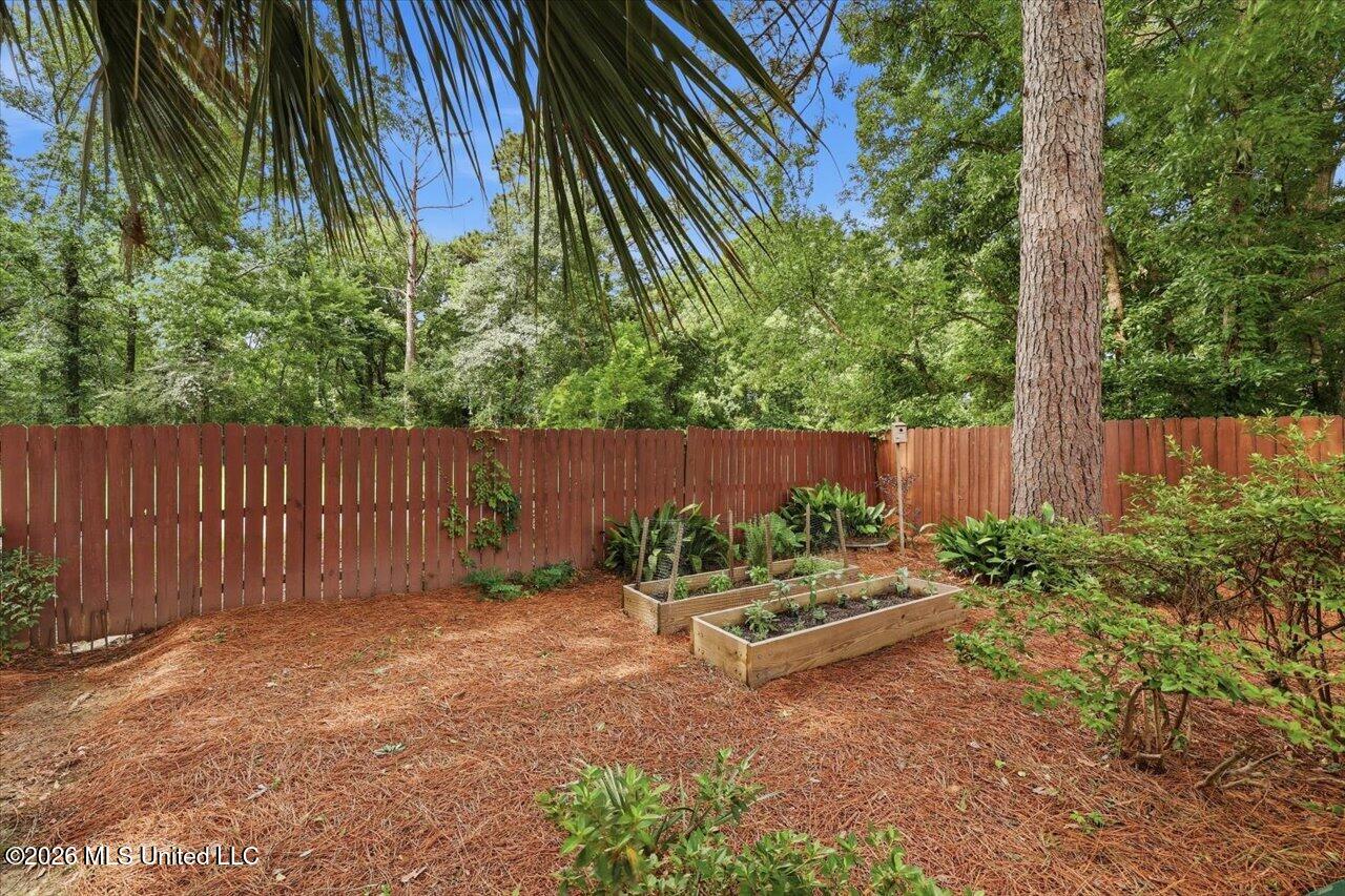 385 Pinewood Lane Ridgeland, MS 39157 - Photo 33 of 37 37-385 Pinewood Ln _ Hometoursms.com