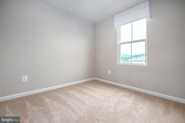 $2,150 | 214 Spring Strasburg Va 22657, Strasburg, VA 22657