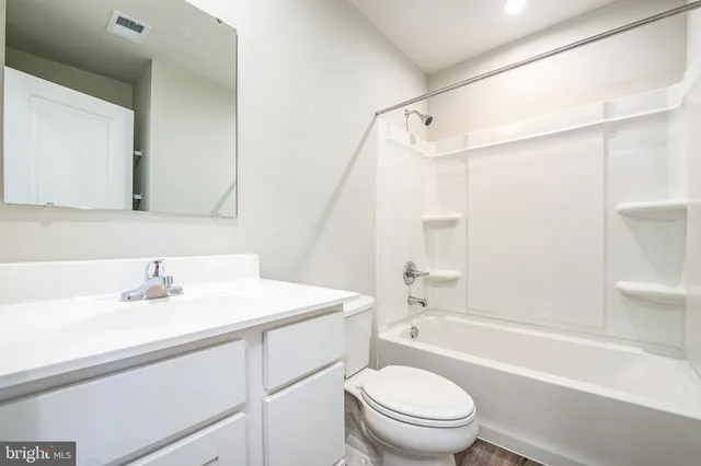 $2,150 | 214 Spring Strasburg Va 22657, Strasburg, VA 22657