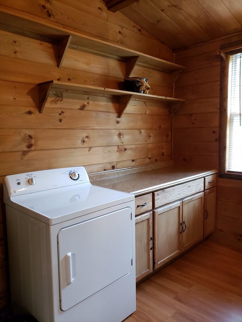 641 Augusta Road Jefferson, ME 04348 - Photo 19 of 35 19 Laundry room (Copy)