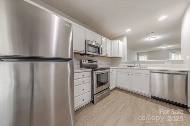 $235,000 | 1809 Birch Heights Court, Charlotte, NC 28213