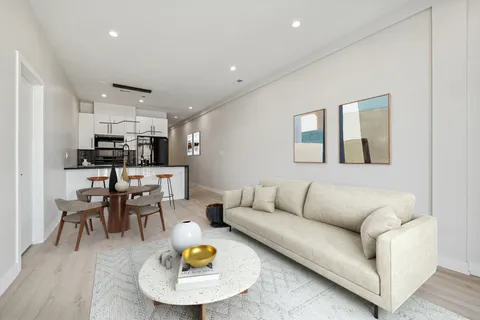 $500,000 | 1355 North Western Avenue, Unit 3D, Chicago, IL 60622