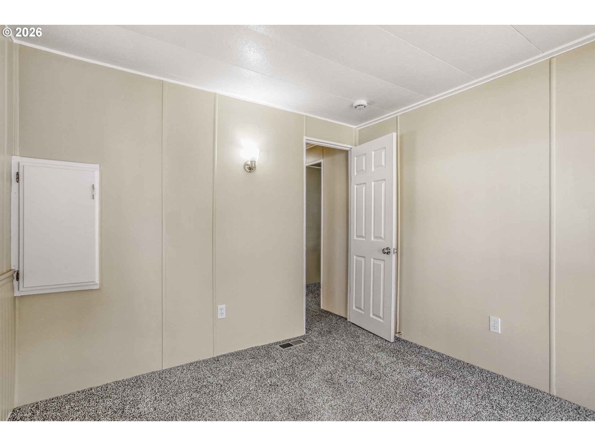 2300 Southeast 82nd Avenue, Unit 5 Portland, OR 97216 - Photo 17 of 24 Bathroom