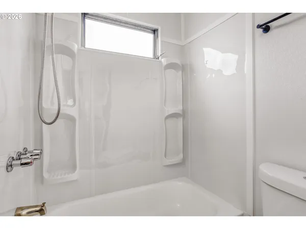 $73,000 | 2300 Southeast 82nd Avenue, Unit 5, Portland, OR 97216