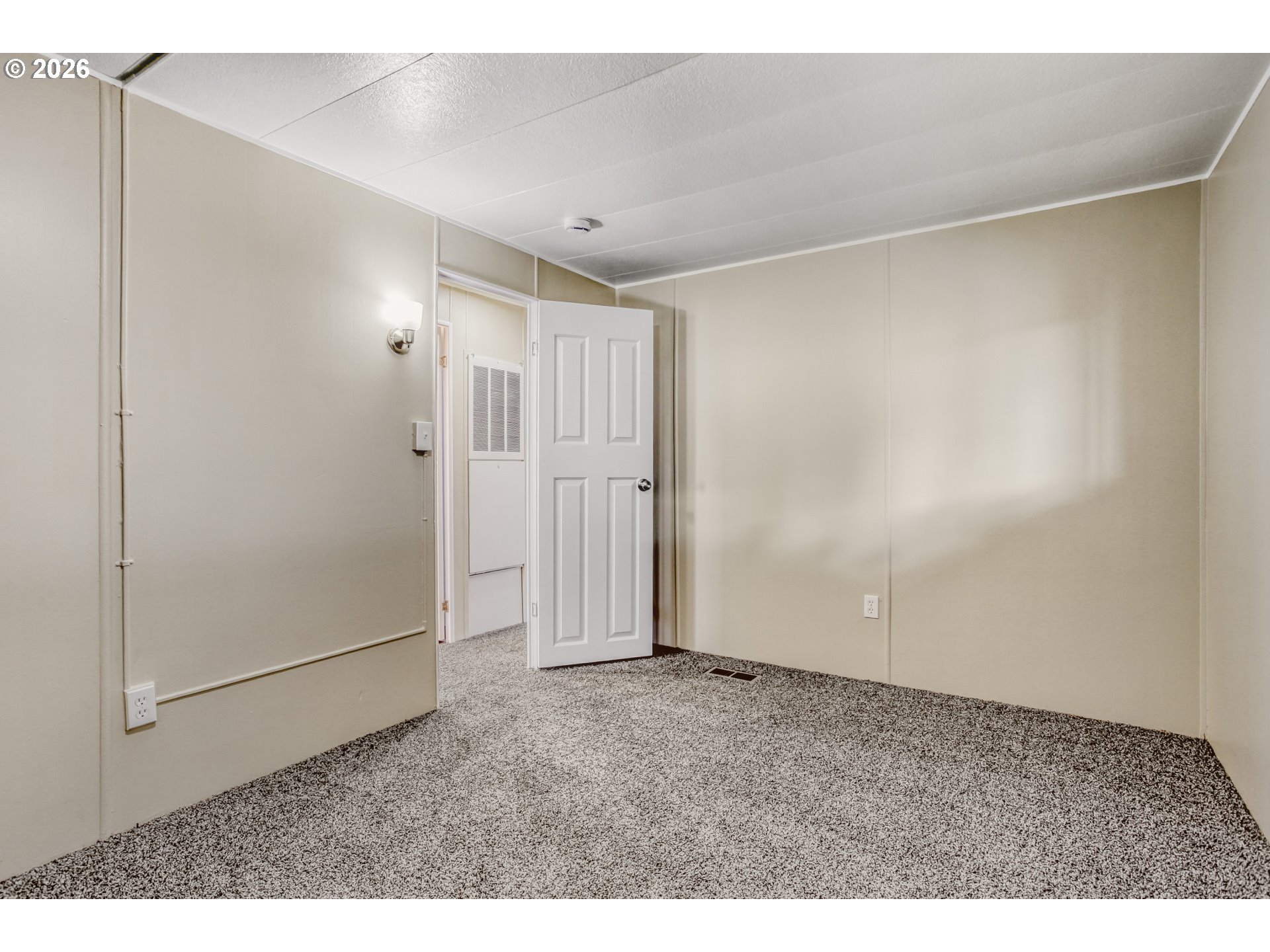 2300 Southeast 82nd Avenue, Unit 5 Portland, OR 97216 - Photo 23 of 24 Deck