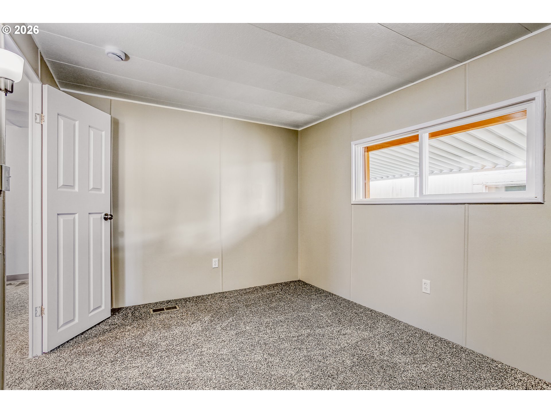 2300 Southeast 82nd Avenue, Unit 5 Portland, OR 97216 - Photo 24 of 24 Deck