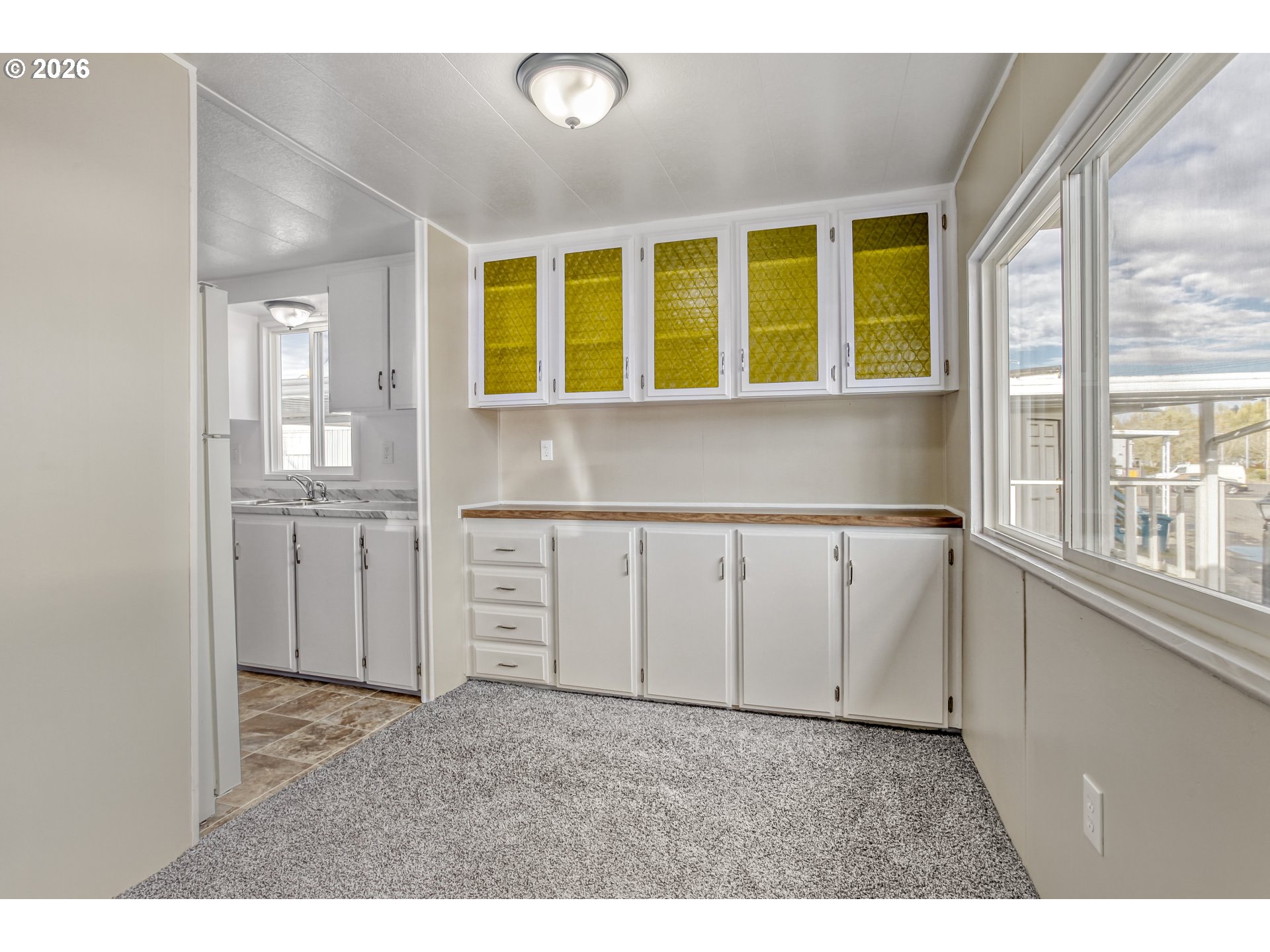 2300 Southeast 82nd Avenue, Unit 5 Portland, OR 97216 - Photo 10 of 24 Kitchen
