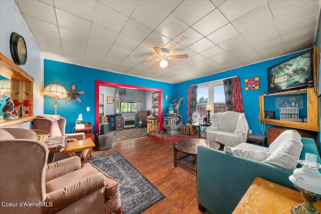 $255,000 | 299 Railroad Avenue, Blanchard, ID 83804