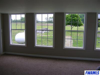 9625 State Rte 101 Monroeville, IN 46773 - Photo 13 of 19