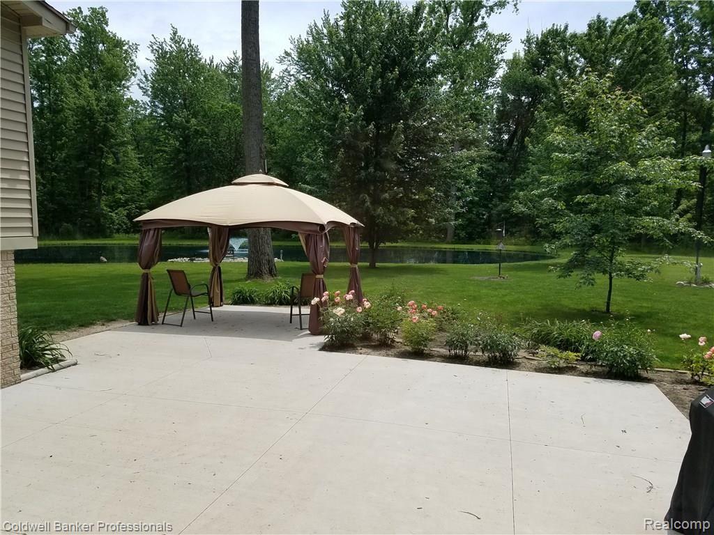 383 Henderson Road Howell, MI 48855 - Photo 30 of 41 2017-06-03 14.08