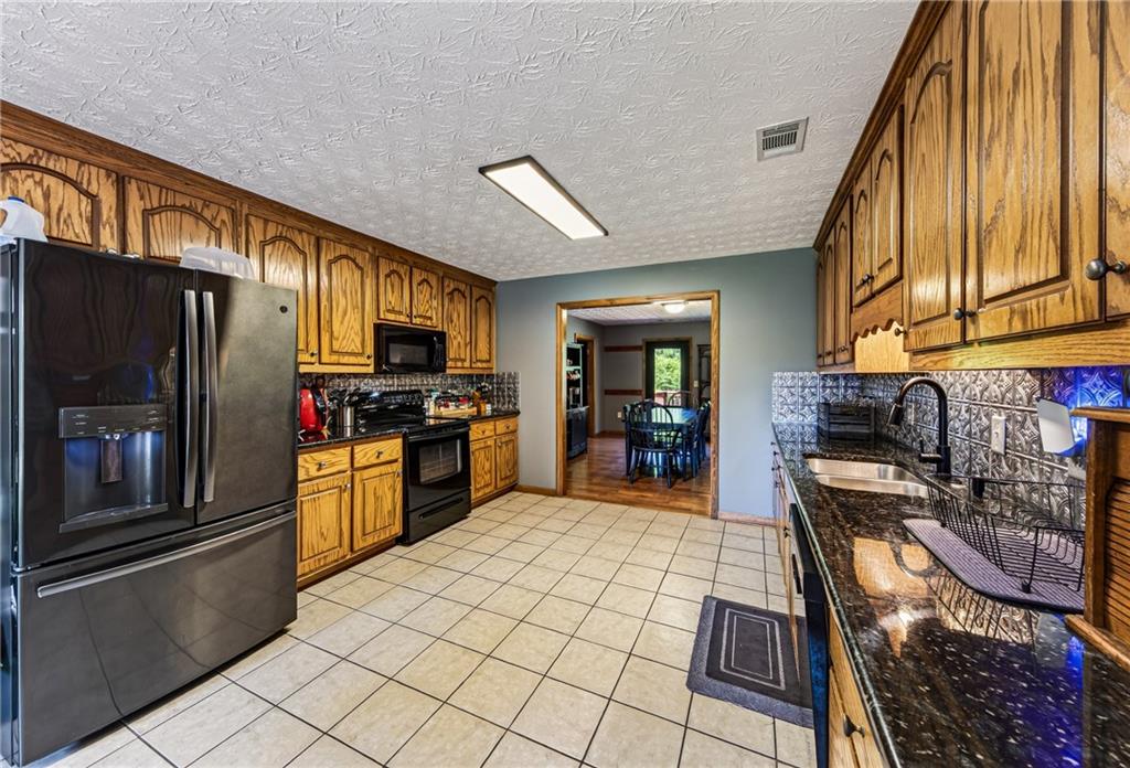 1218 Duncan Road Oxford, GA 30054 - Photo 6 of 62 Gallery Image 6