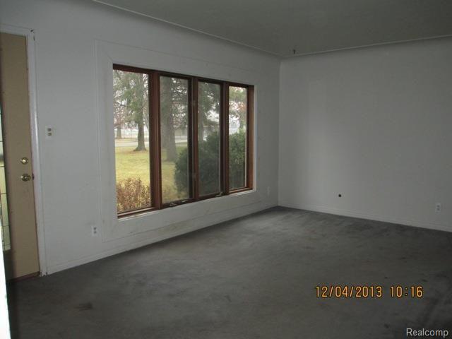 LivingRm.jpg
