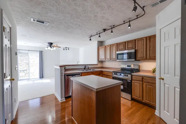 $295,000 | 126 Shadow Glen Drive, Nashville, TN 37211