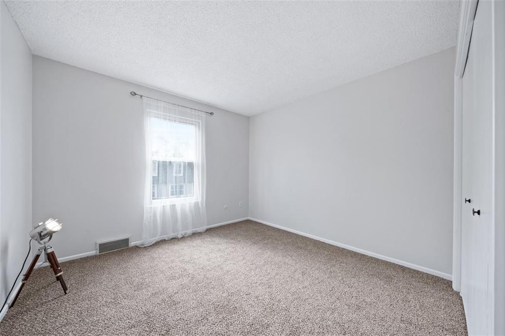 23 West Bannister Road Kansas City, MO 64114 - Photo 13 of 26