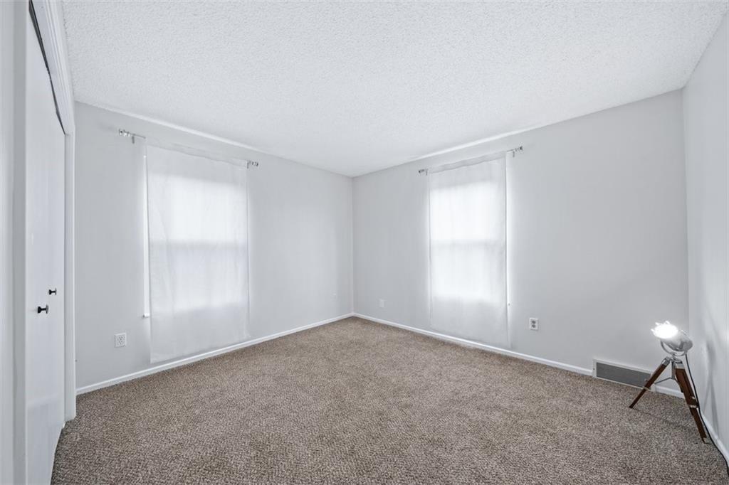 23 West Bannister Road Kansas City, MO 64114 - Photo 14 of 26