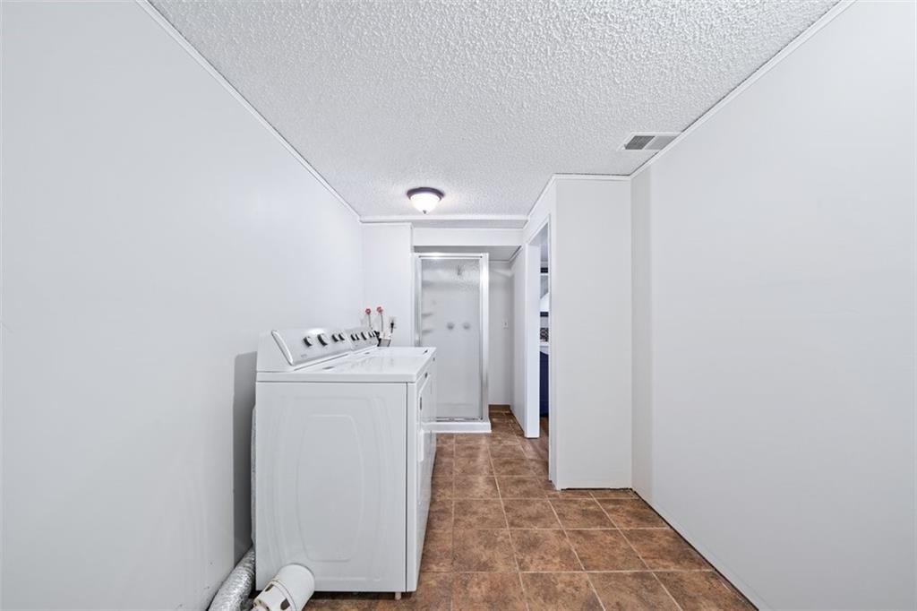 23 West Bannister Road Kansas City, MO 64114 - Photo 24 of 26