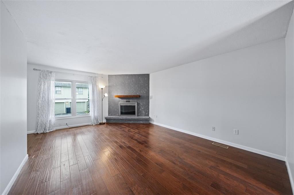 23 West Bannister Road Kansas City, MO 64114 - Photo 4 of 26