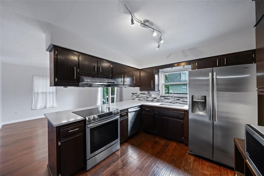 23 West Bannister Road Kansas City, MO 64114 - Photo 9 of 26