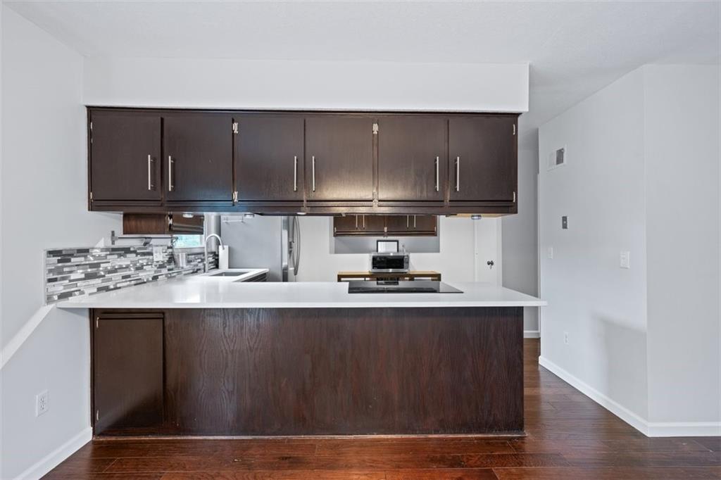 23 West Bannister Road Kansas City, MO 64114 - Photo 10 of 26