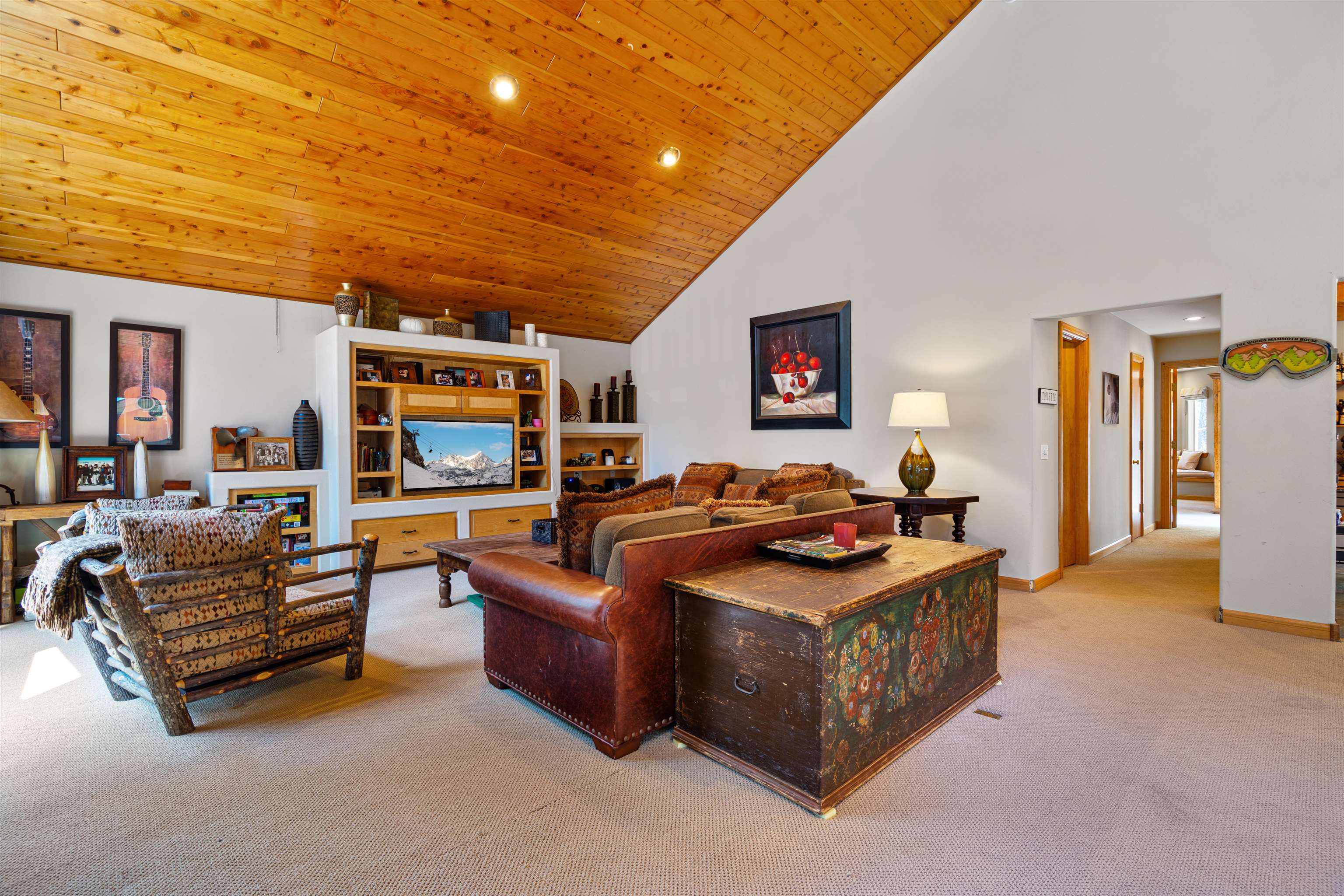 146 Hidden Valley Road Mammoth Lakes, CA 93546 - Photo 5 of 32 Gallery Image 5