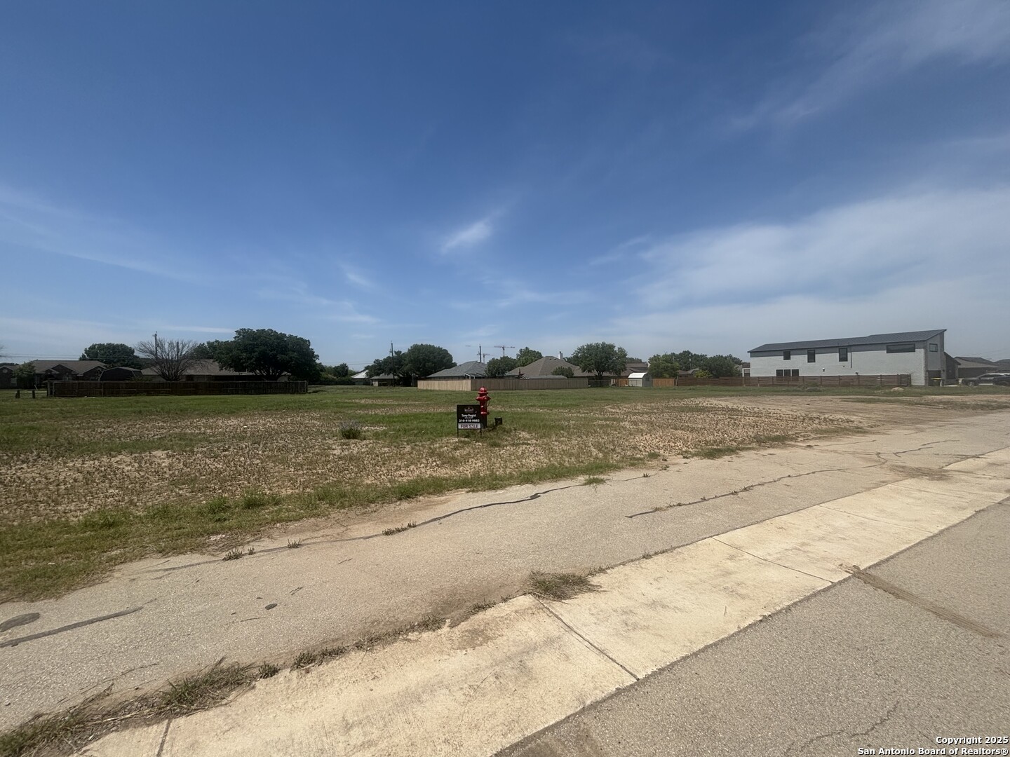 3 Utopia Selma, TX 78154 - Photo 3 of 5 a view of an ocean and beach