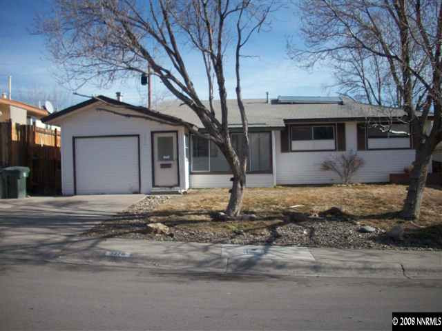 3270 Heights Reno, NV 89503 - Photo 1 of 9 a front view of a house with a yard