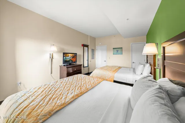 $205,000 | 225 Collier Drive, Unit 2405, Sevierville, TN 37862