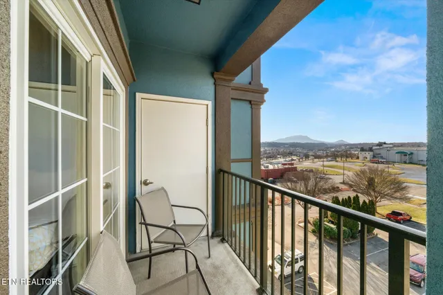 $205,000 | 225 Collier Drive, Unit 2405, Sevierville, TN 37862