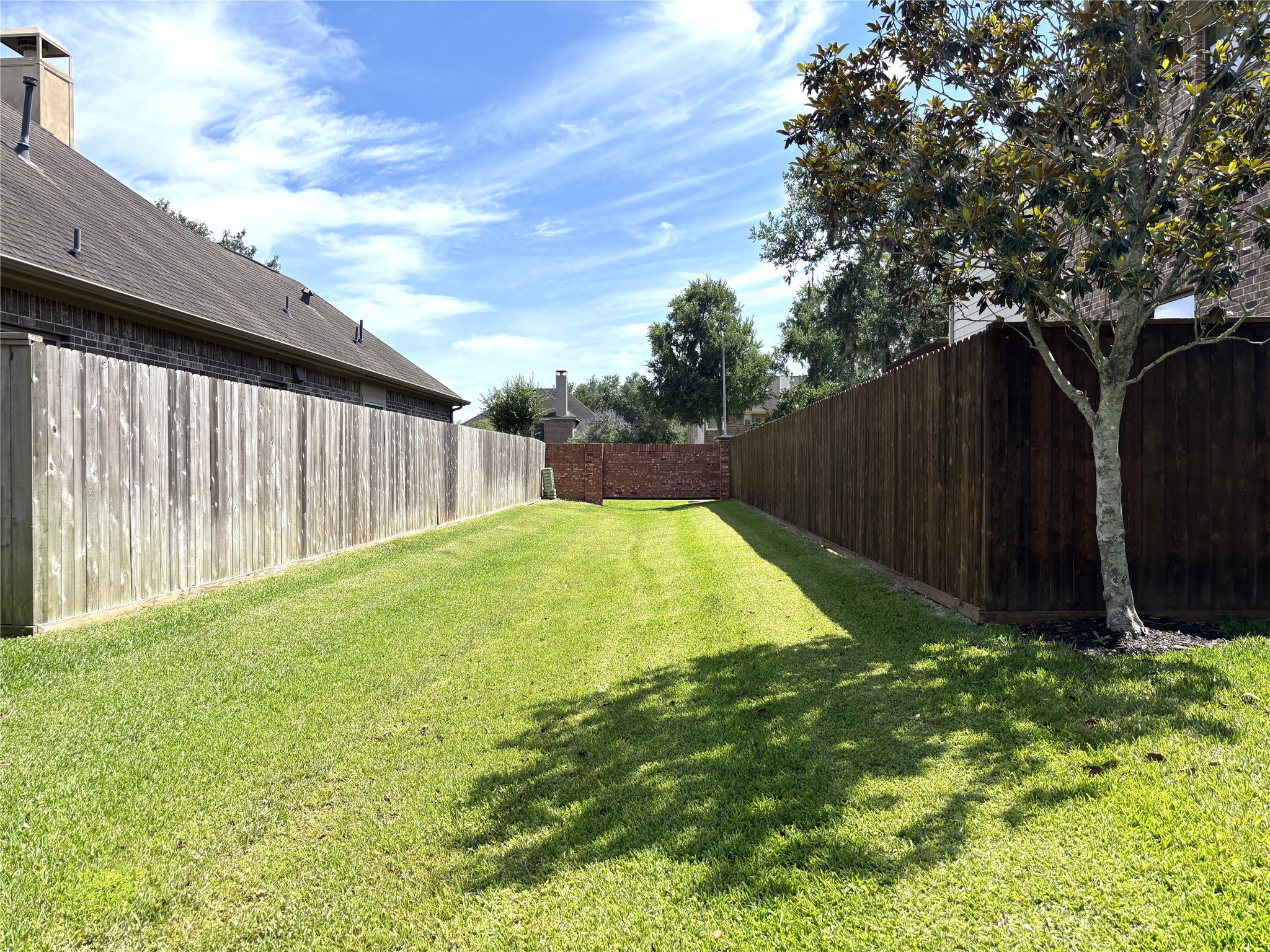 8210 Thunder Ridge Way Missouri City, TX 77459 - Photo 38 of 42 On one side, no close neighbors as there is an easement.