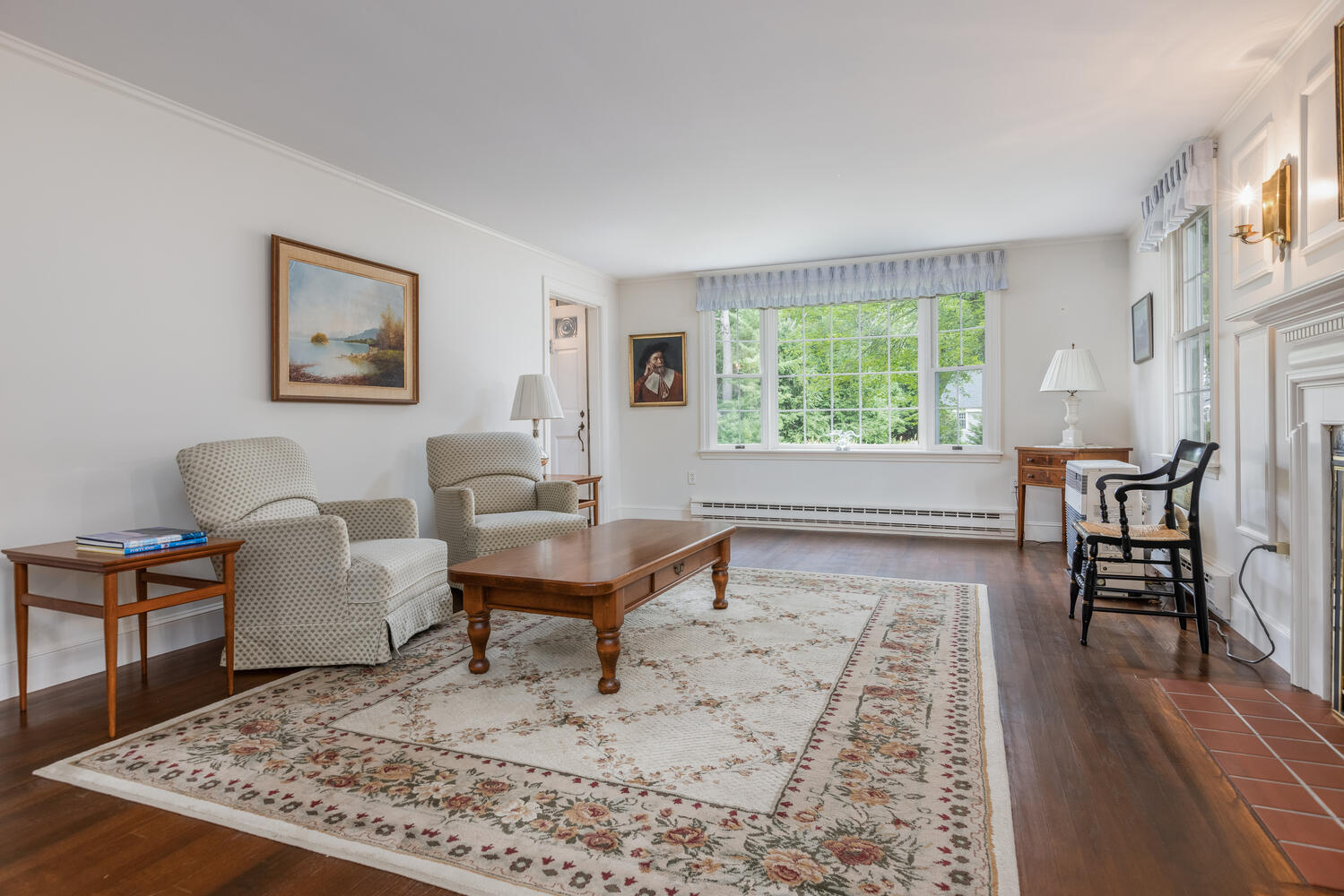 8 Pine Ridge Road Cumberland Foreside, ME 04110 - Photo 20 of 39 livingroom3