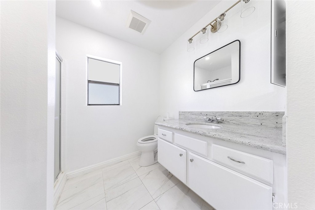 12367 Stonegate Road Pacoima, CA 91331 - Photo 19 of 34