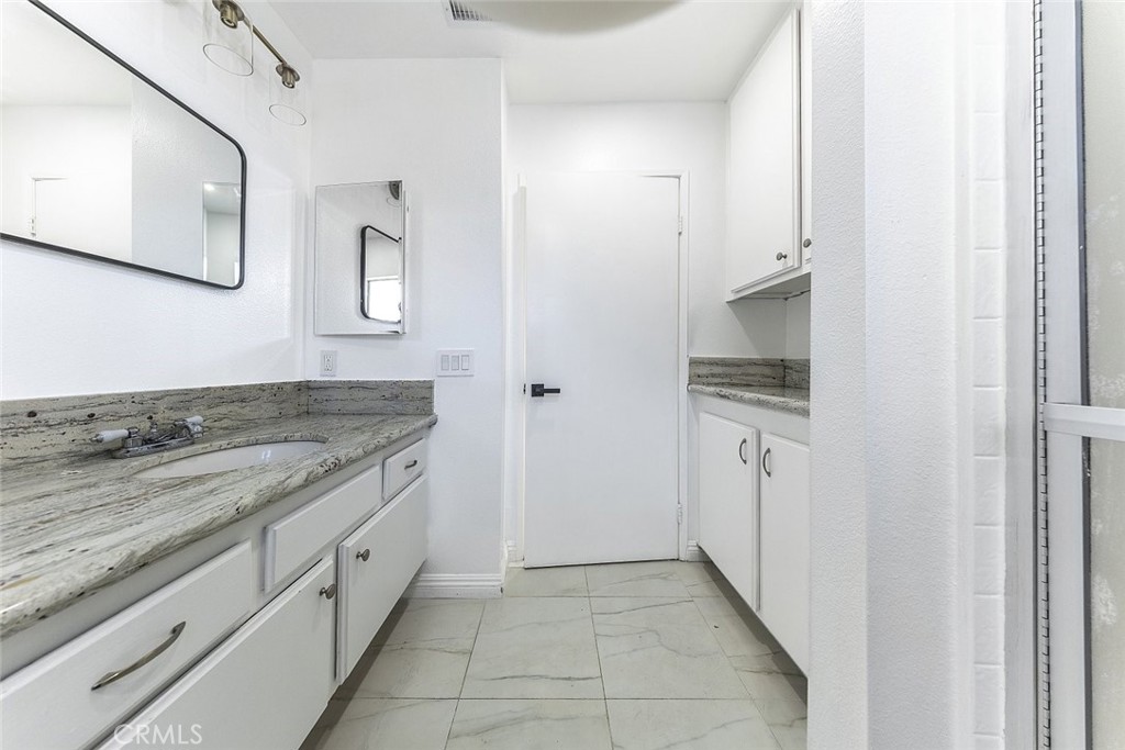 12367 Stonegate Road Pacoima, CA 91331 - Photo 20 of 34